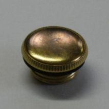 Aladdin polttoainesäiliön korkki, messinki